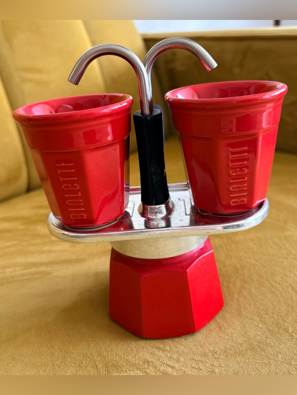 Bialetti Mini Express Red 2 Cup Espresso Maker with 2 Cups Italy Moka Pot Set